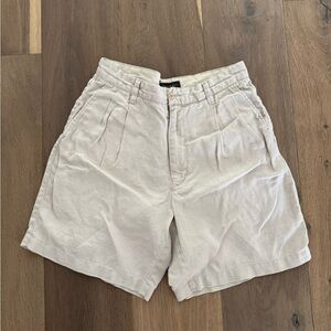 Banana Republic men’s beige off white 100% linen shorts size 32